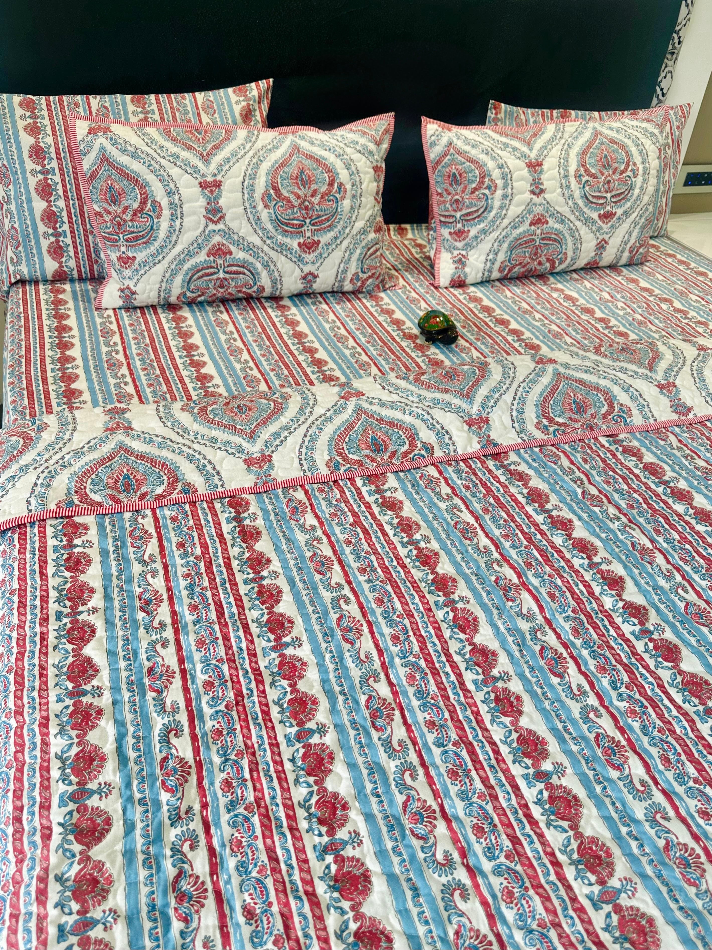 Pure cotton 6 piece bedsheet and quilted bedcover king size combos