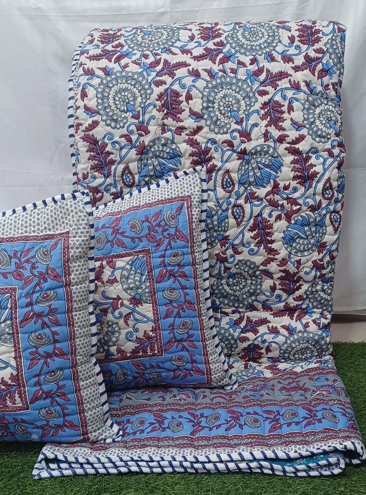 Pure mulmul cotton paani jaal quilted reversible double bedcovers with 2 quilted pillow covers (90x108 inches)