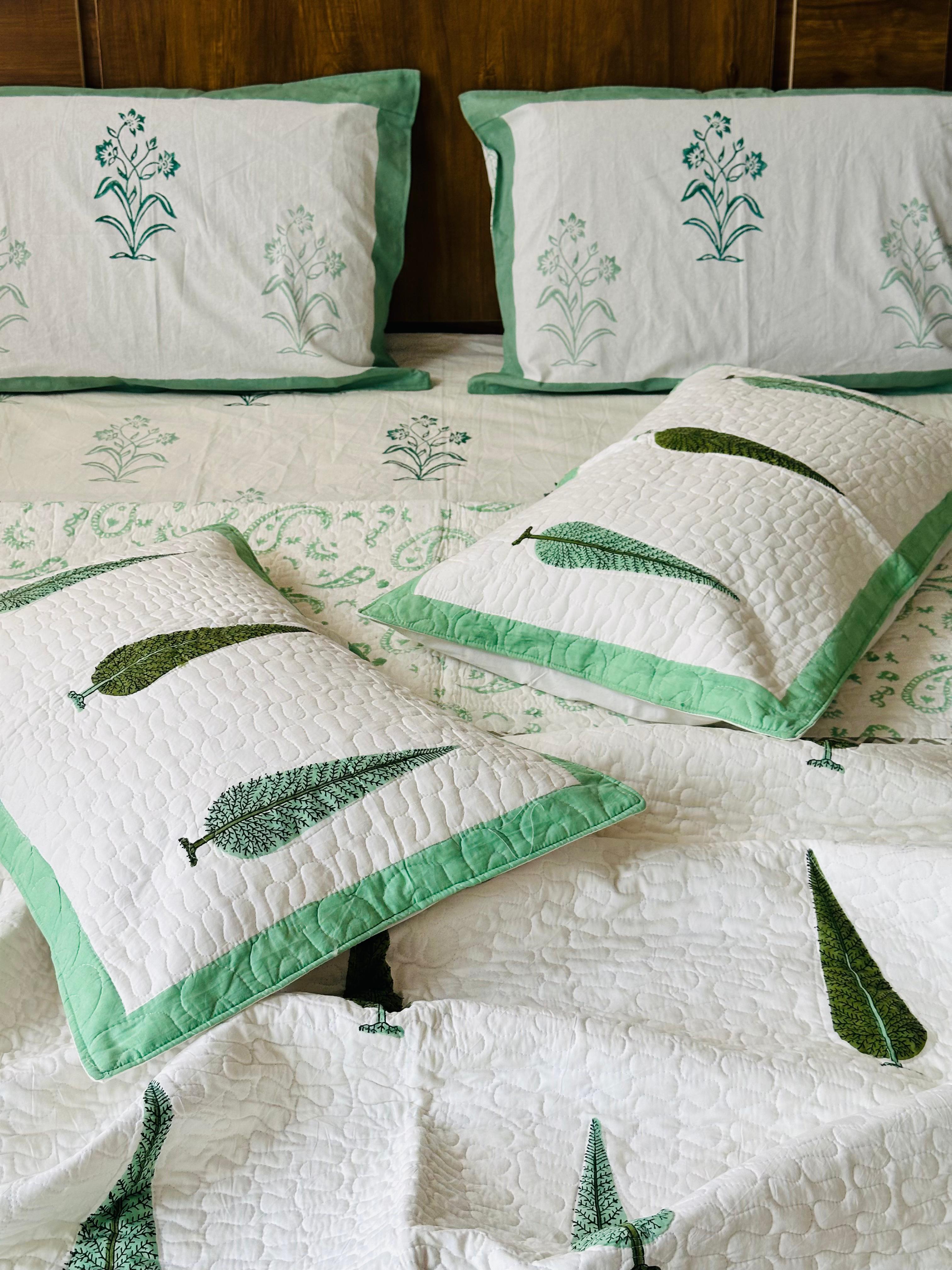 Pure cotton handblock printed king size 6 piece bedding set