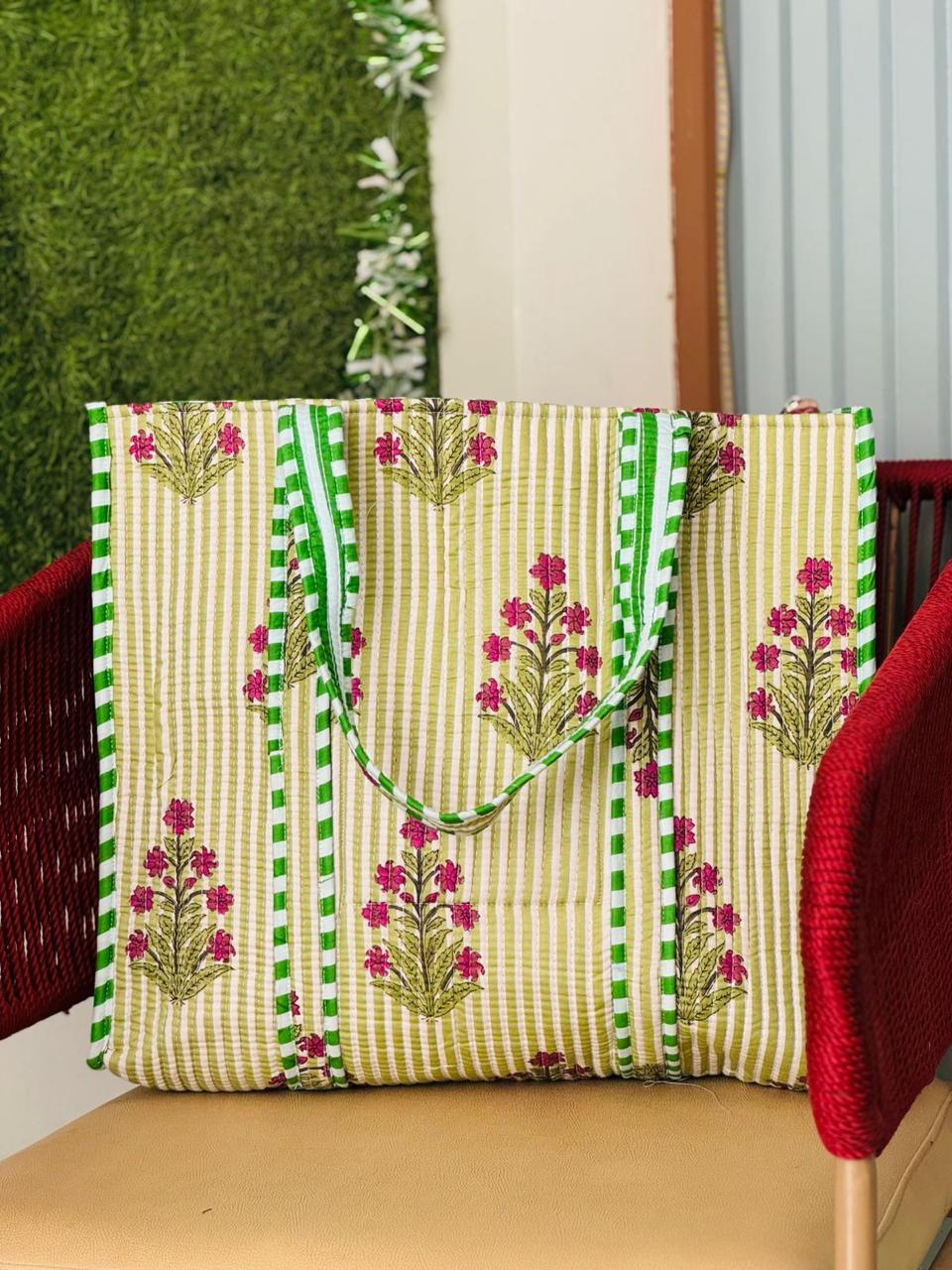 Pure cotton quilted tote bag (17x17 inches)