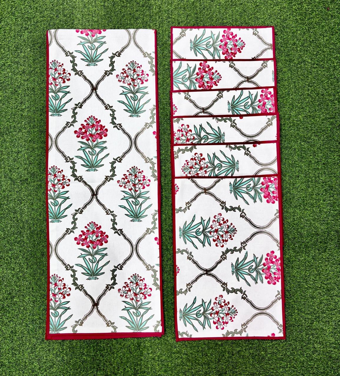Pure cotton printed table runner and placemats combo for 6 seater dining tables