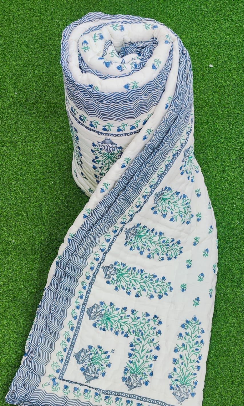 Pure mulmul cotton screen printed reversible double razai (90x108 inches)