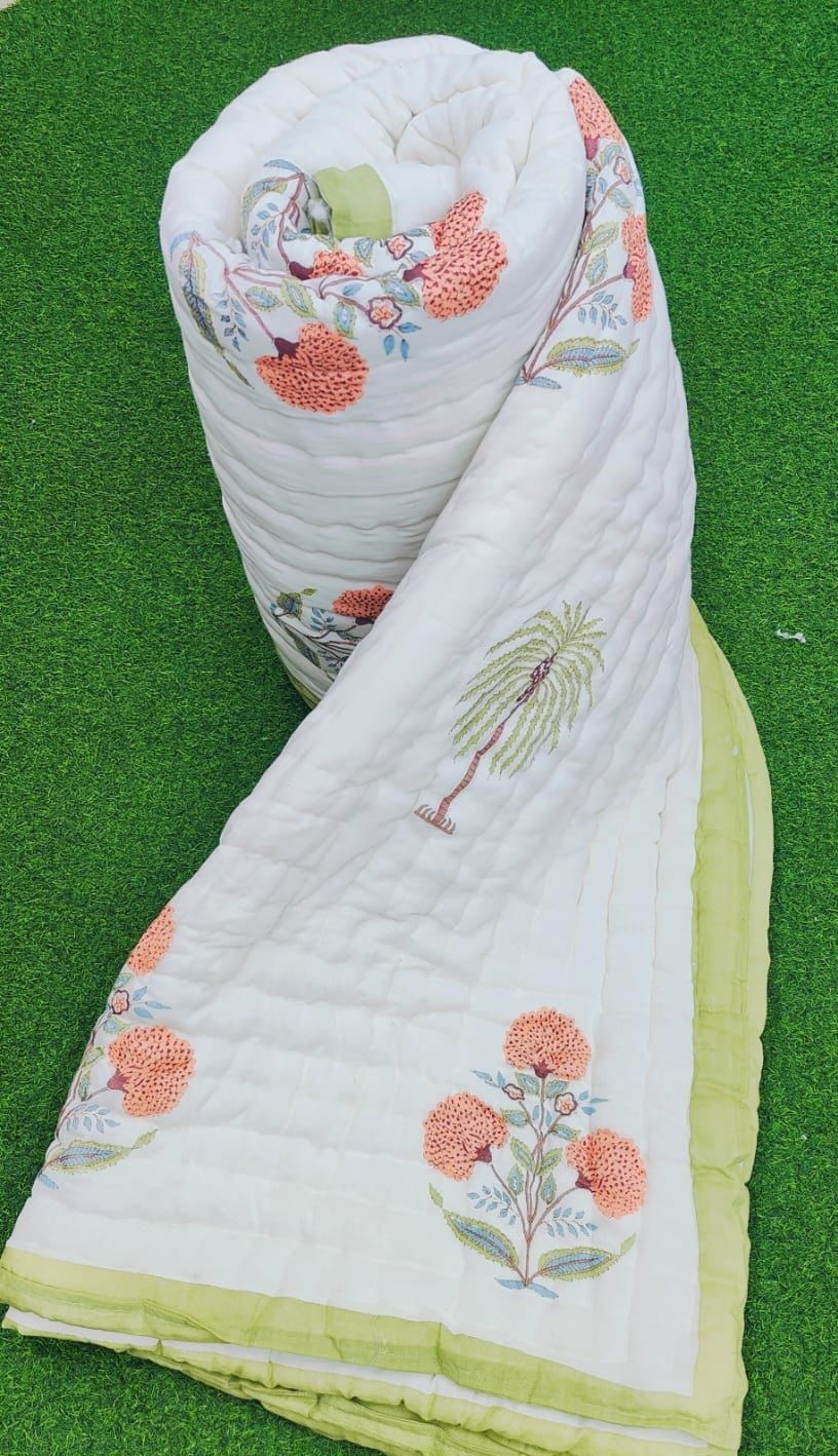 Pure mulmul cotton screen printed reversible double razai (90x108 inches)