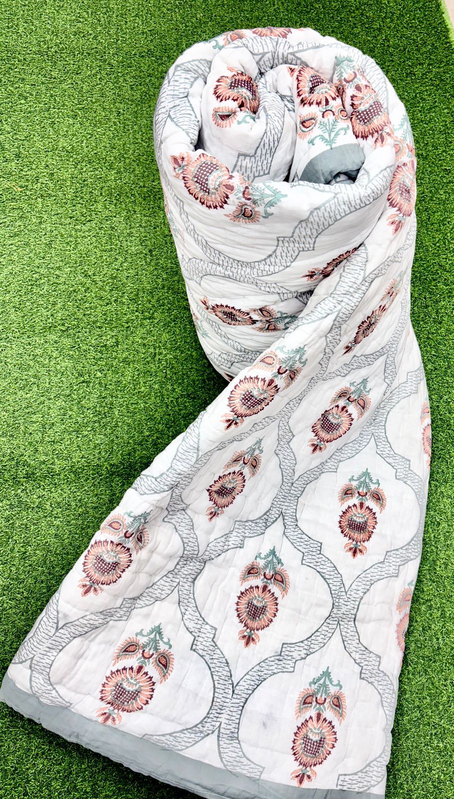 Pure mulmul cotton screen printed reversible double razai (90x108 inches)