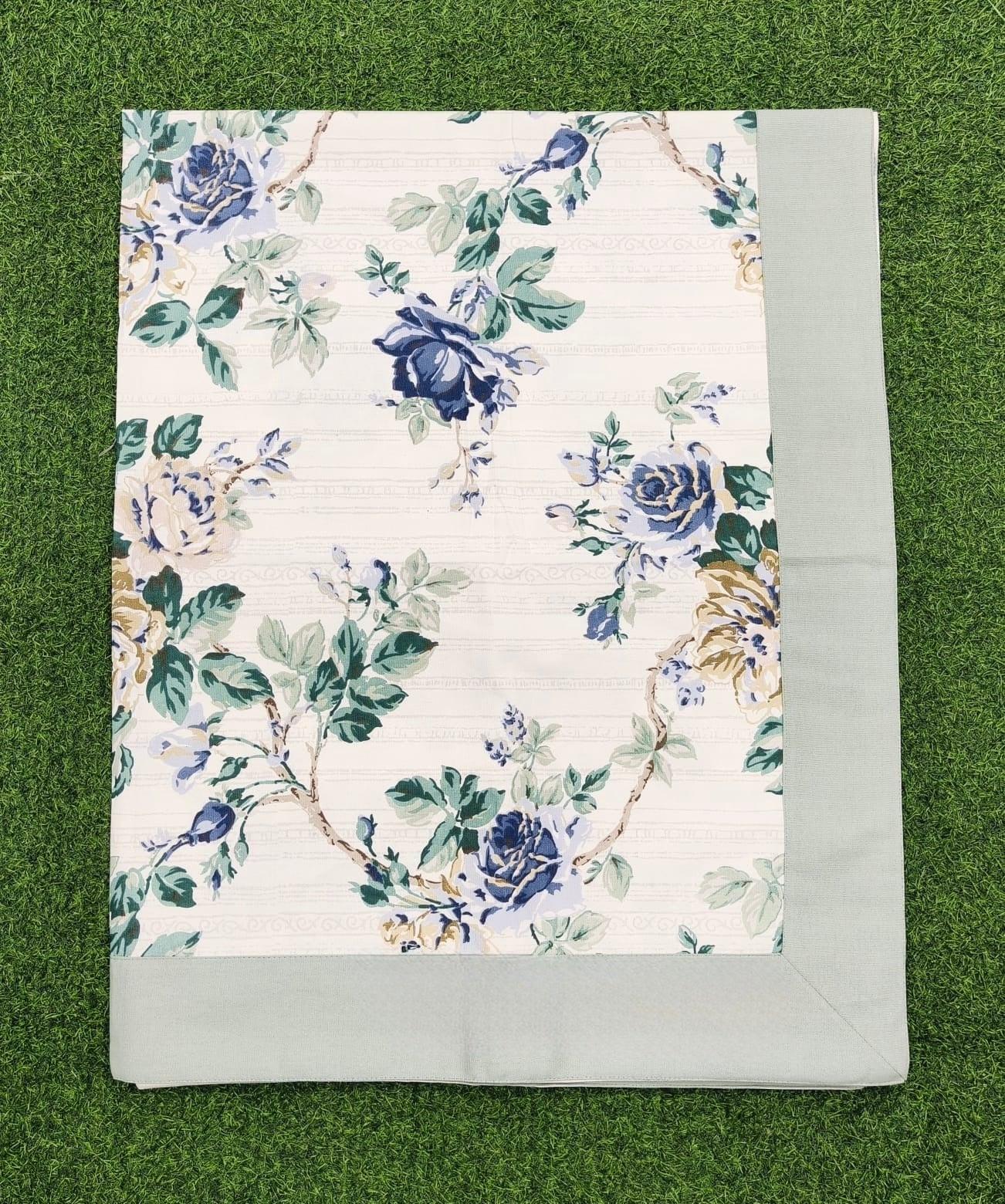 Pure casemate cotton 6 seater dining table cover (60x90 inches)