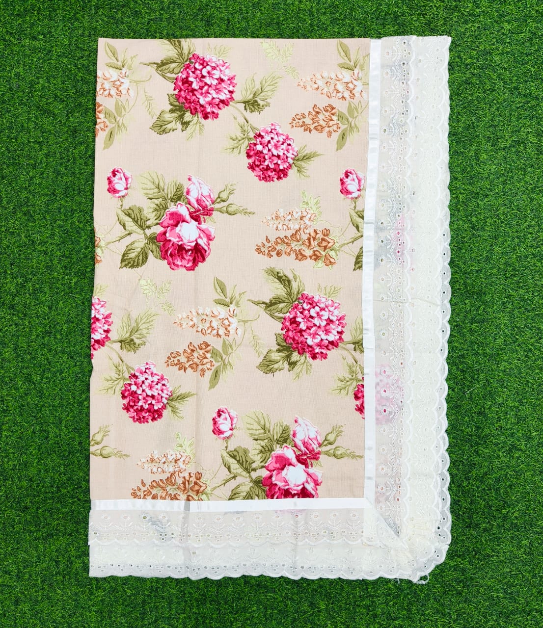 Pure cotton printed laced table covers for 6 seater tables