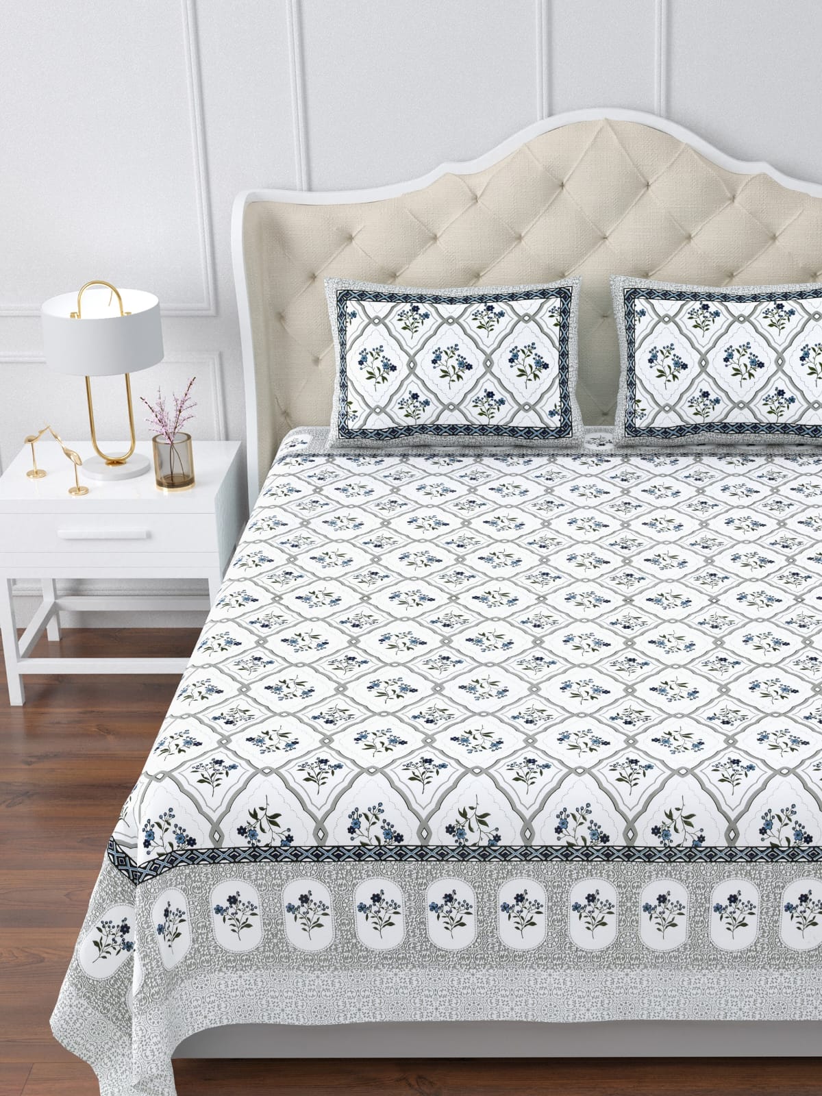 Pure cotton jumbo king size double bedsheets with 2 pillow covers (120x120 inches)