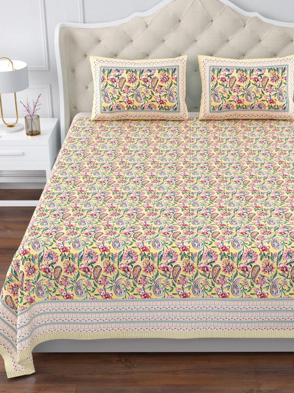 Pure cotton jumbo king size double bedsheets with 2 pillow covers (120x120 inches)