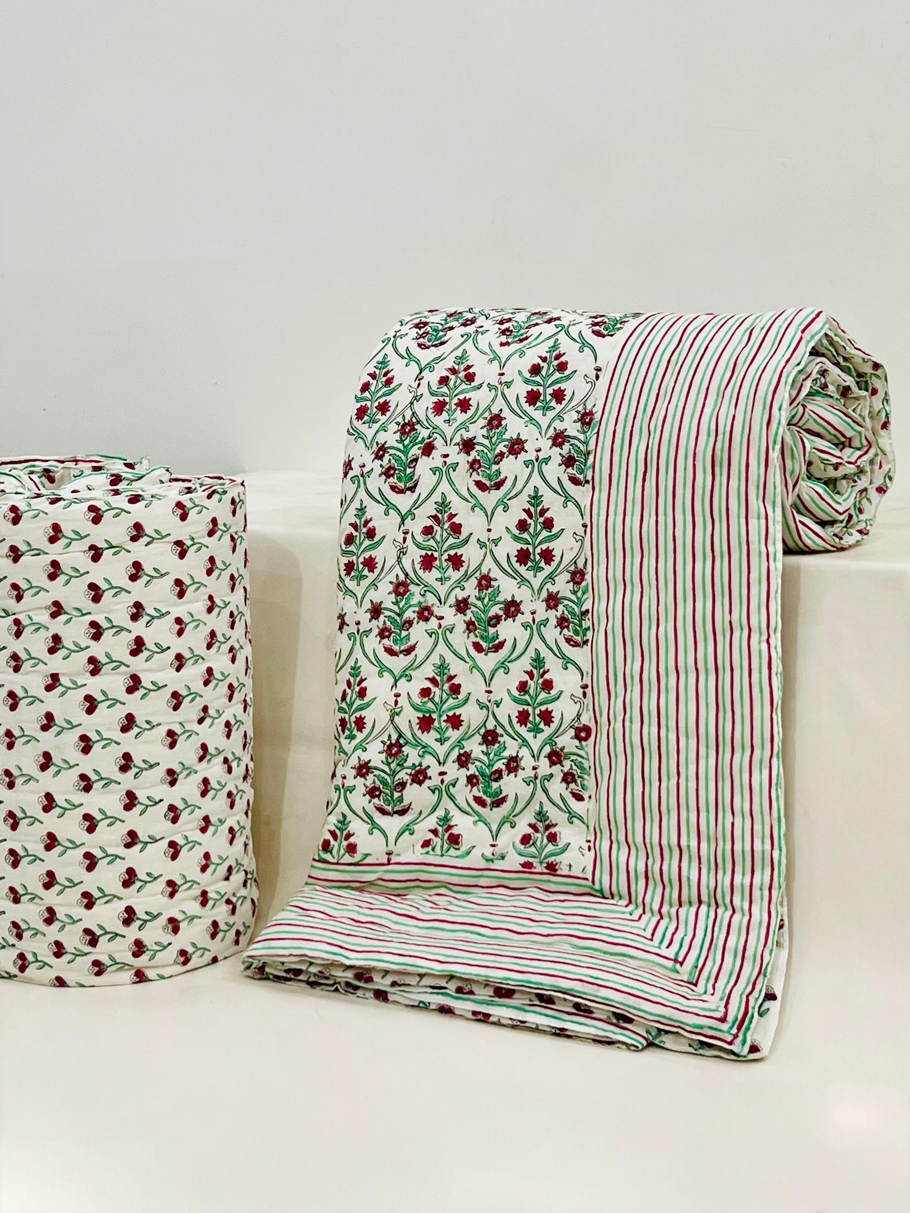 Pure mulmul cotton filled reversible double razai (90x108 inches)