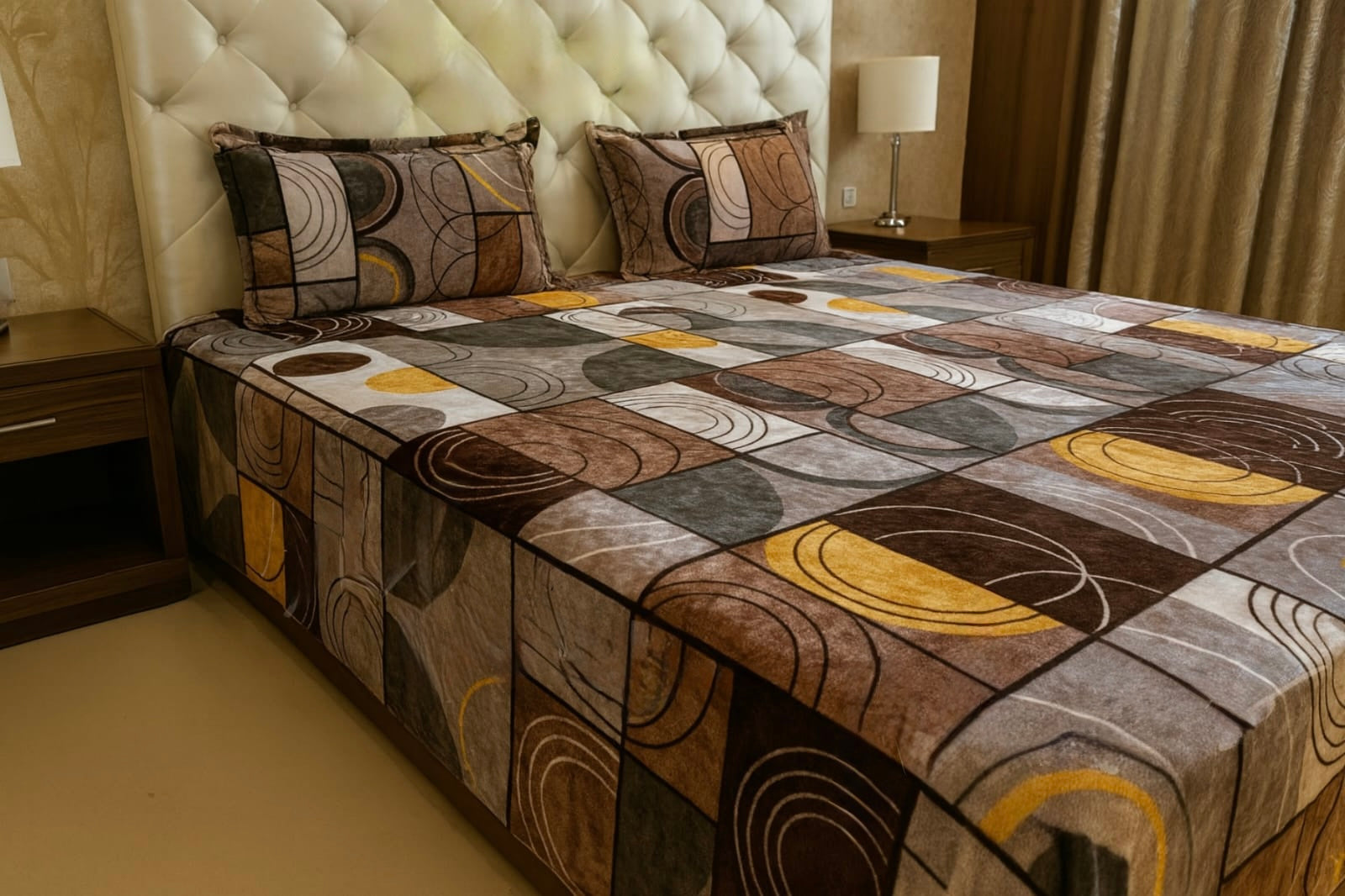 Warm winter bedsheets with 2 pillow covers (95x105 inches)