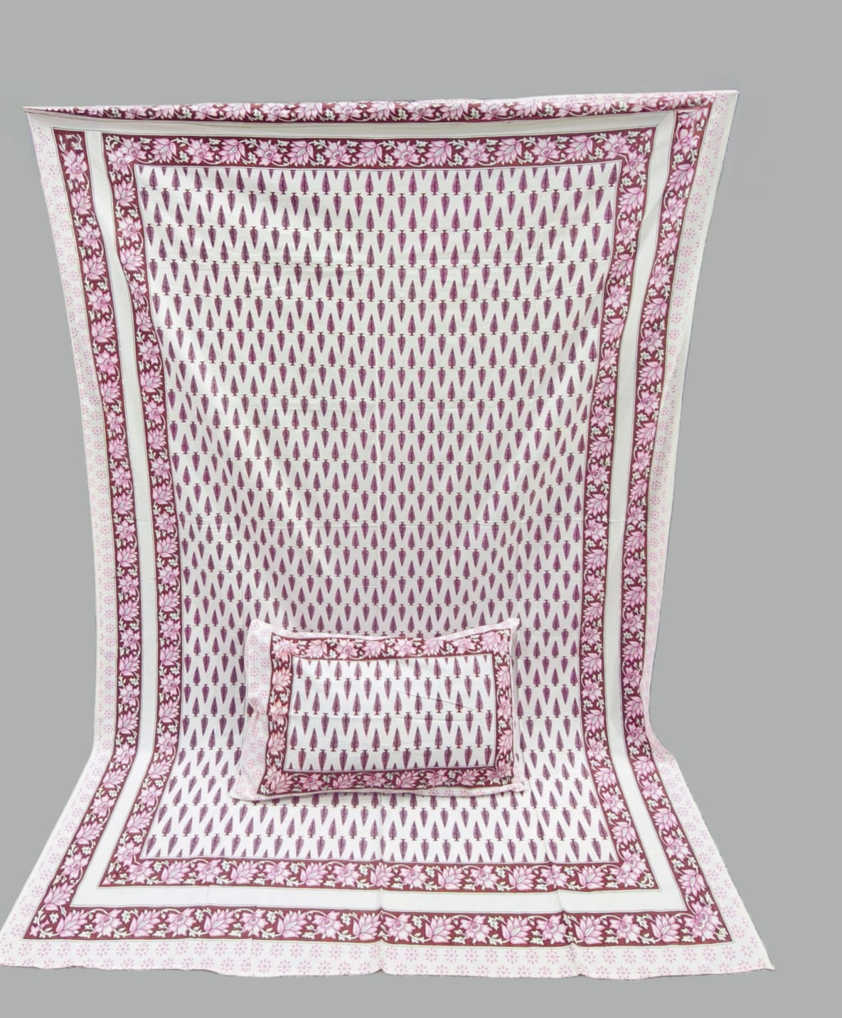 Pure cotton single bedsheet with 1 pillow cover (Size 60x90 inches)