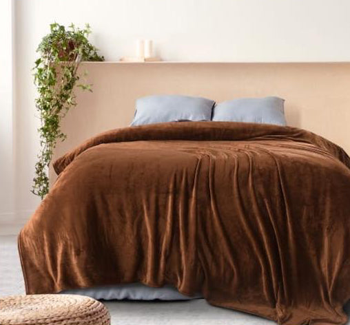 Warm winter bedsheets with 2 pillow covers (95x105 inches)