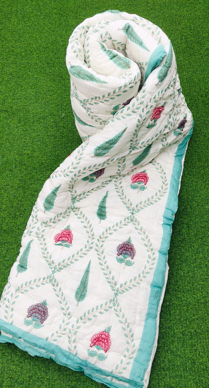 Pure mulmul cotton screen printed reversible double razai (90x108 inches)