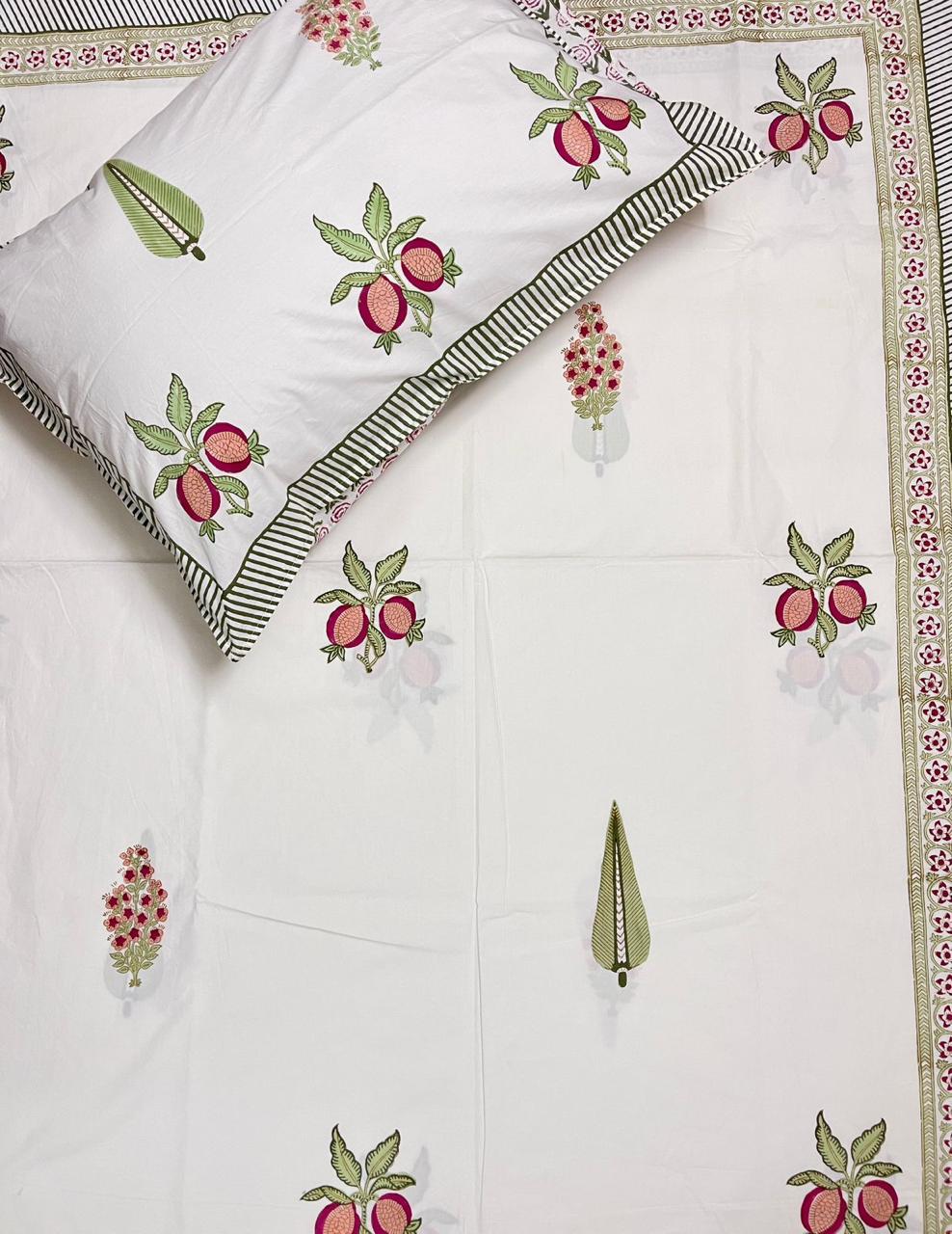 Pure cotton hand-block printed queen size double bedsheets with 2 pillow covers (90x108 inches)
