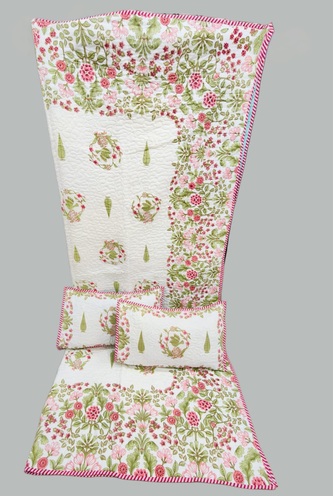 Pure mulmul cotton paani jaal quilted reversible double bedcovers with 2 quilted pillow covers (90x108 inches)