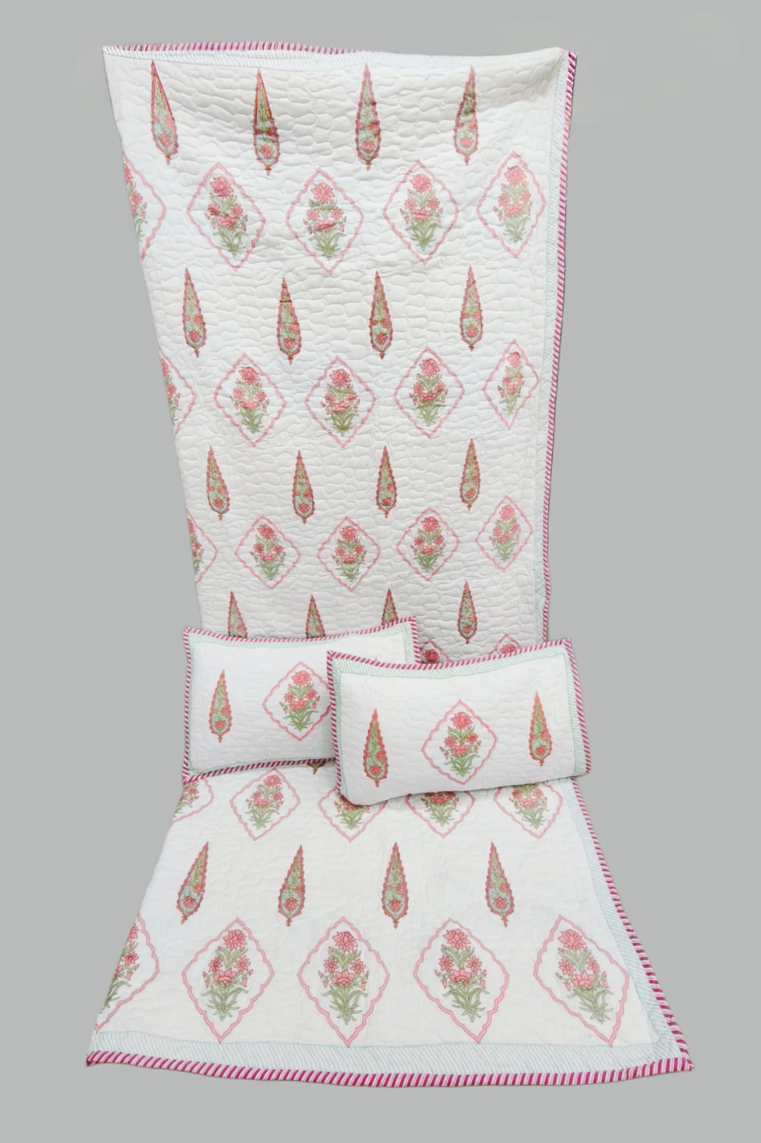 Pure mulmul cotton paani jaal quilted reversible double bedcovers with 2 quilted pillow covers (90x108 inches)