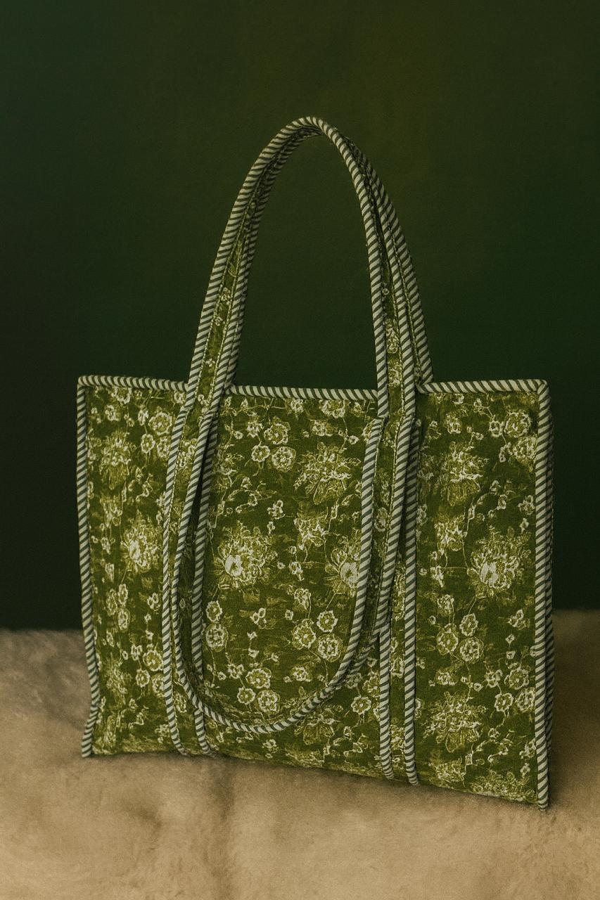 Pure cotton quilted tote bags (18x18 inches)