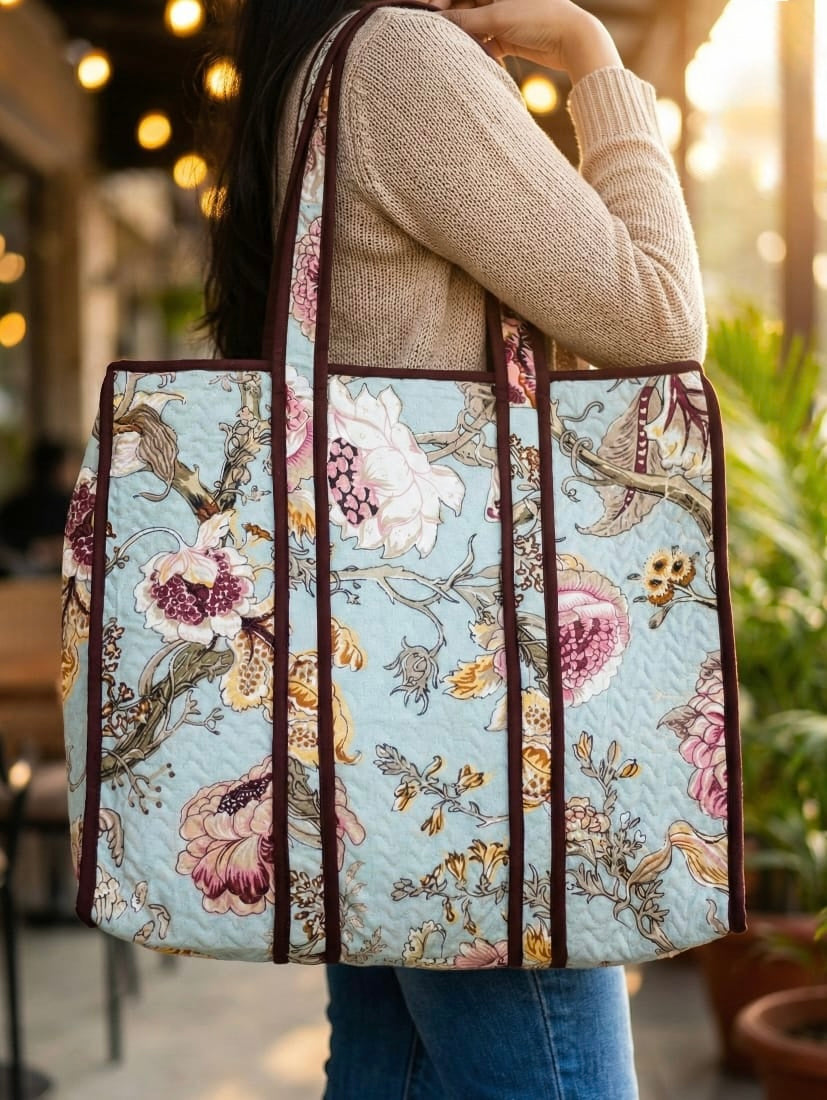 Pure cotton zigzag quilted tote bag (18x18 inches)