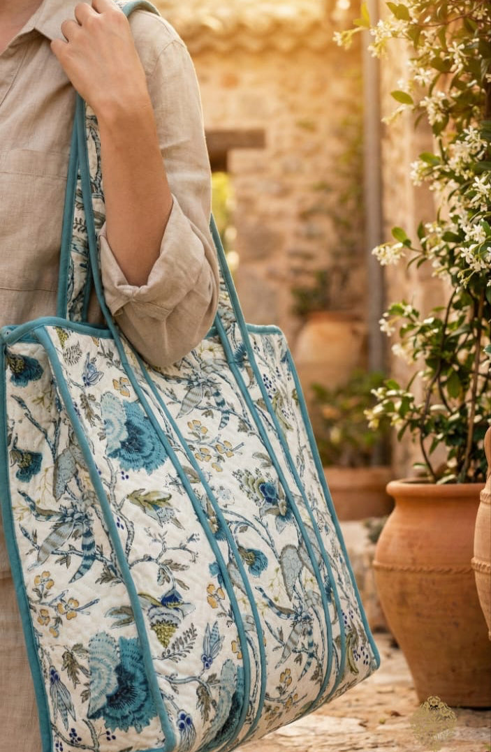 Pure cotton zigzag quilted tote bag (18x18 inches)