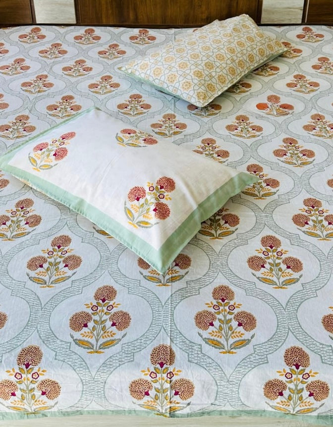 Pure cotton king size bedsheet 100x108 inches with 2 pillow covers