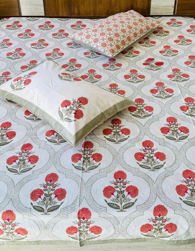 Pure cotton king size bedsheet 100x108 inches with 2 pillow covers