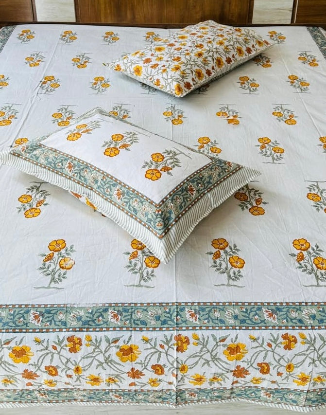 Pure cotton king size bedsheet 100x108 inches with 2 pillow covers