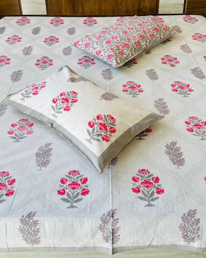 Pure cotton king size bedsheet 100x108 inches with 2 pillow covers