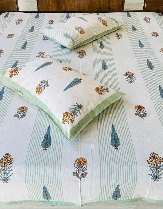 Pure cotton king size bedsheet 100x108 inches with 2 pillow covers