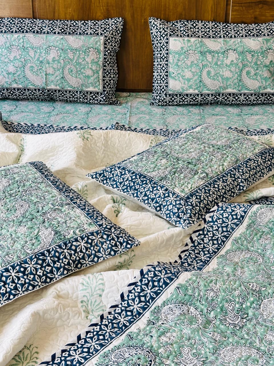 Pure cotton handblock printed king size 6 piece bedding set