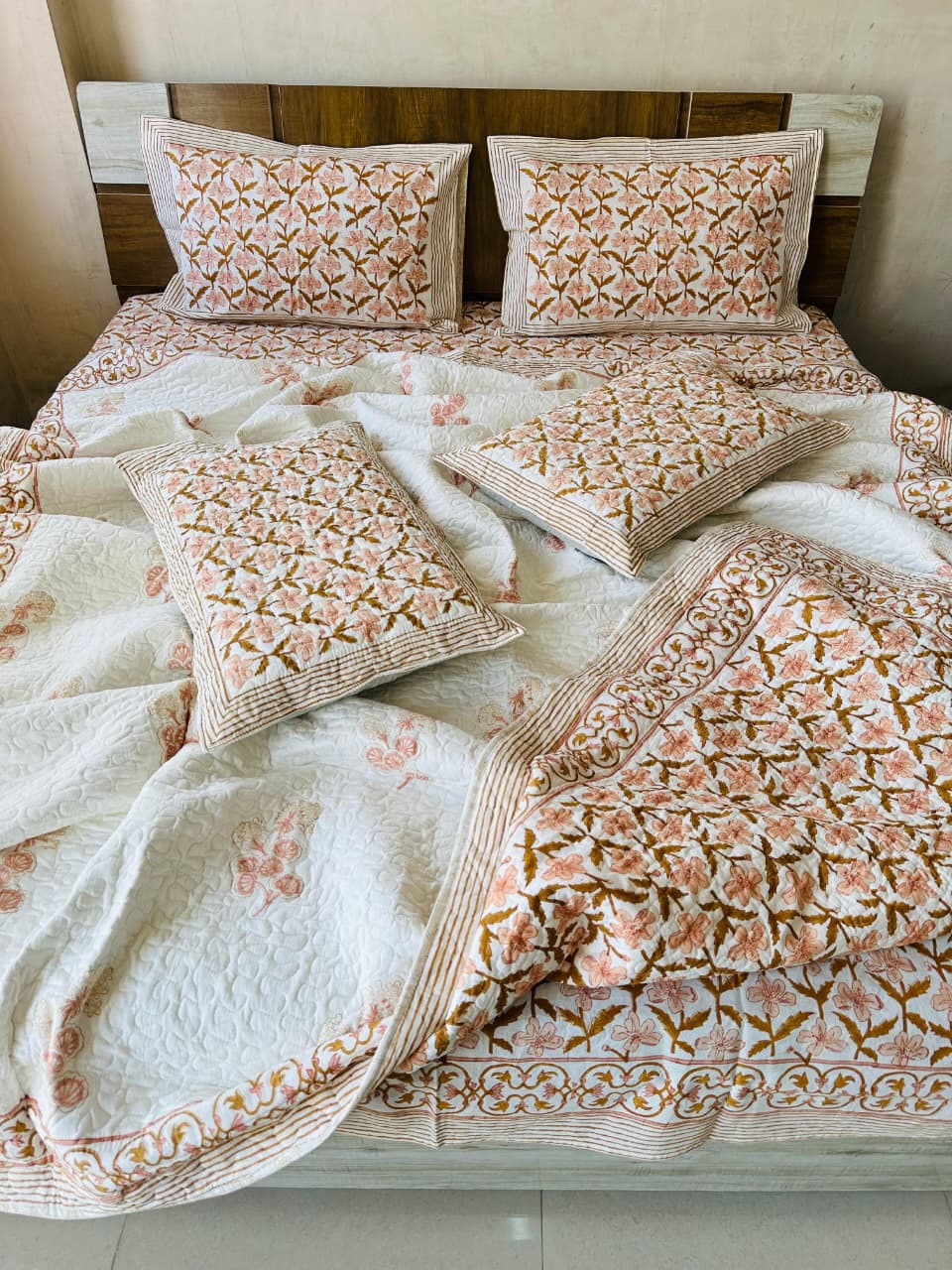Pure cotton handblock printed king size 6 piece bedding set