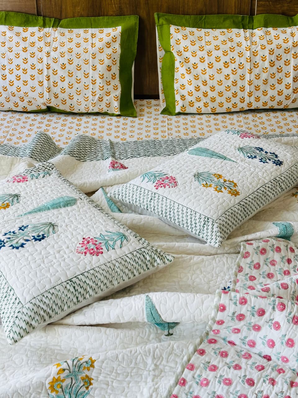 Pure cotton handblock printed king size 6 piece bedding set