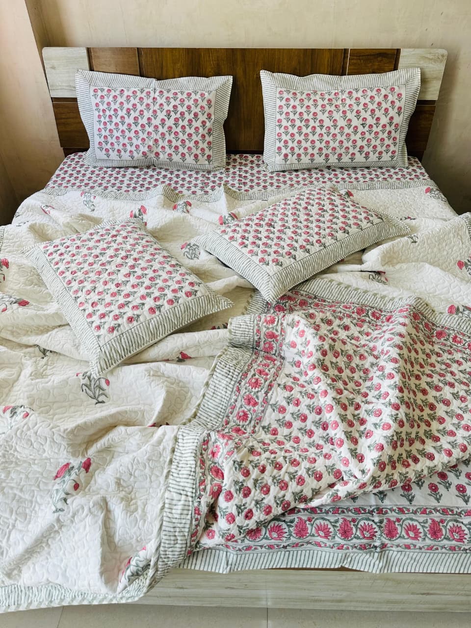 Pure cotton handblock printed king size 6 piece bedding set
