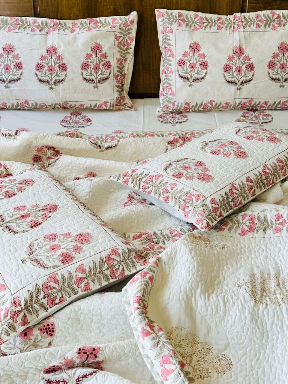 Pure cotton handblock printed king size 6 piece bedding set