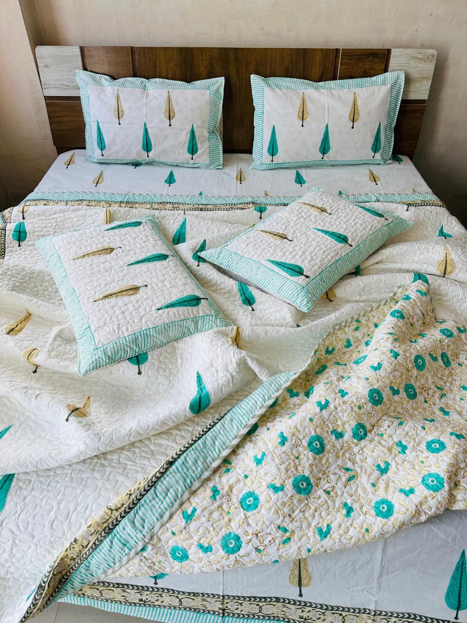 Pure cotton handblock printed king size 6 piece bedding set