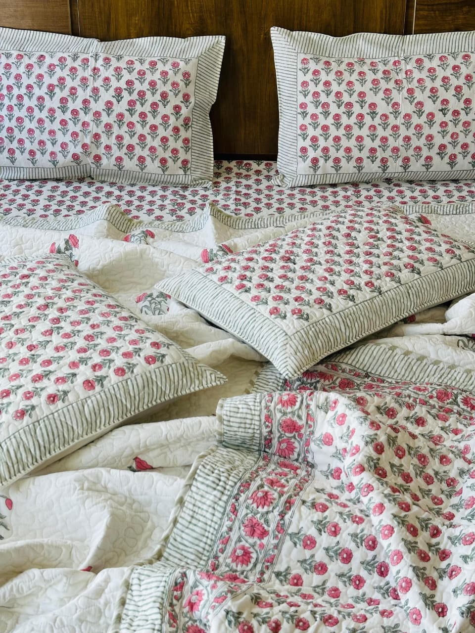 Pure cotton handblock printed king size 6 piece bedding set