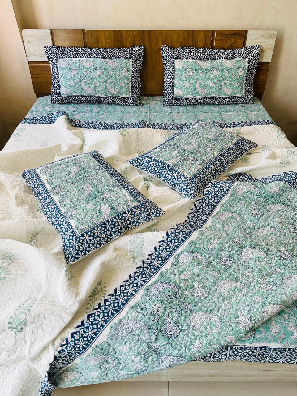 Pure cotton handblock printed king size 6 piece bedding set