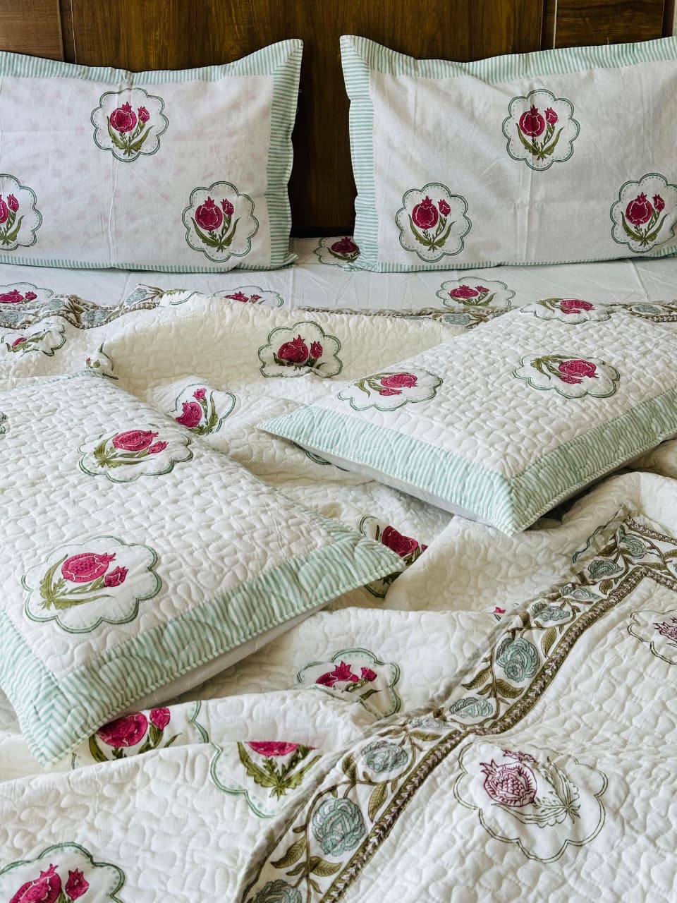 Pure cotton handblock printed king size 6 piece bedding set