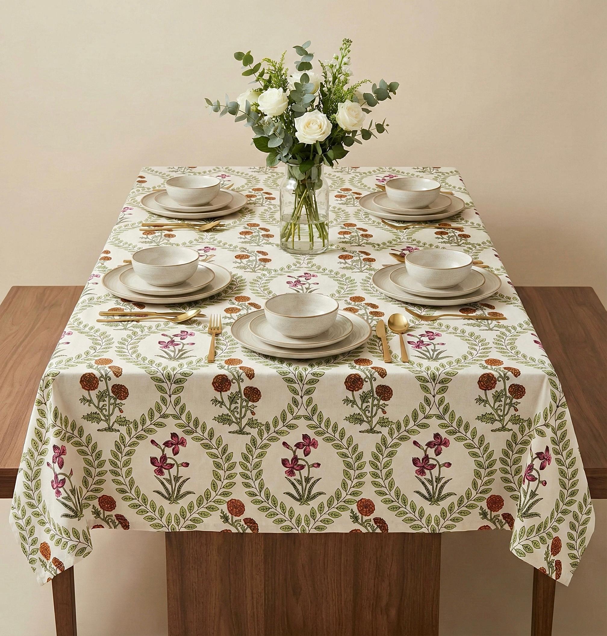 Pure cotton printed 6 seater dining table cover (60x90 inches)