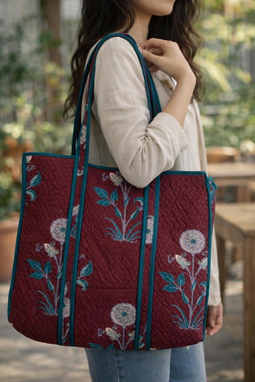 Pure cotton zigzag quilted tote bag (18x18 inches)