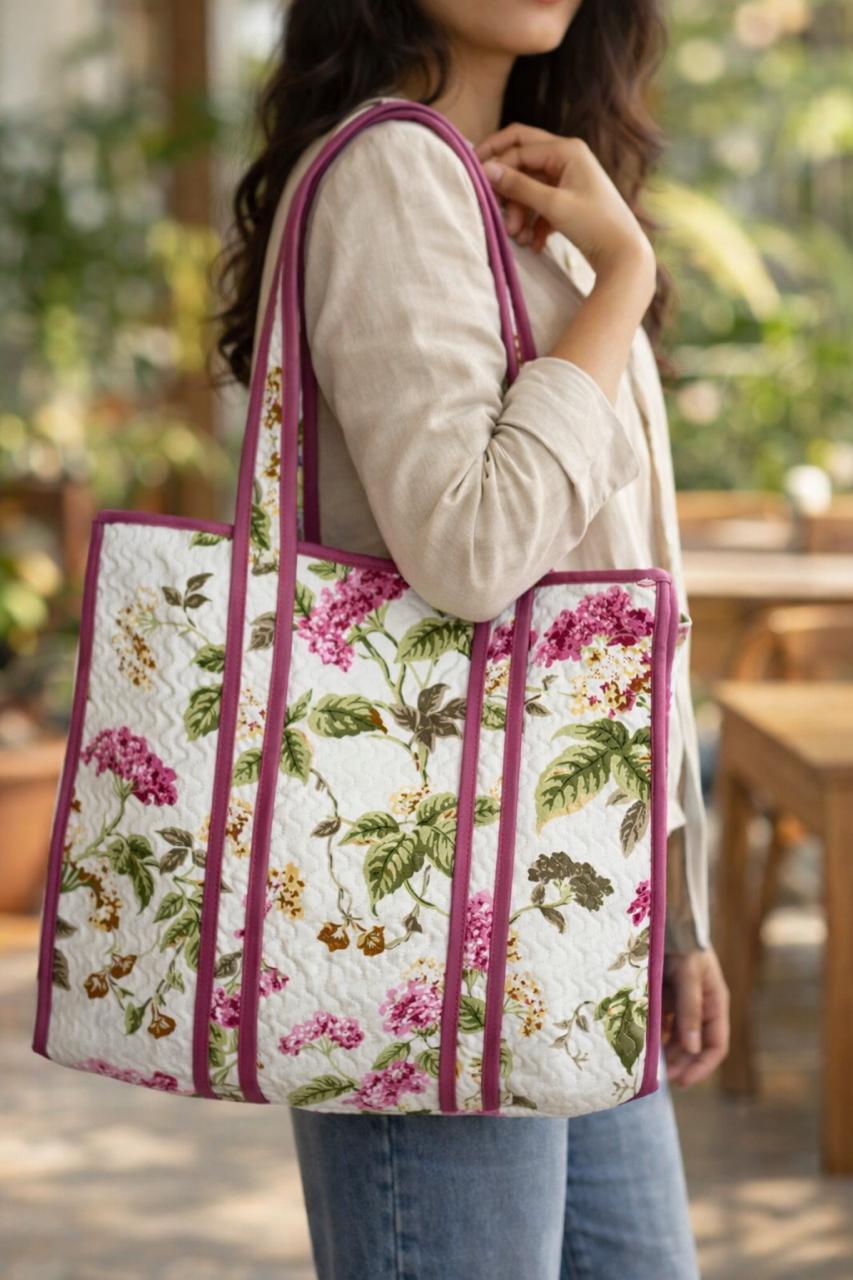 Pure cotton zigzag quilted tote bag (18x18 inches)