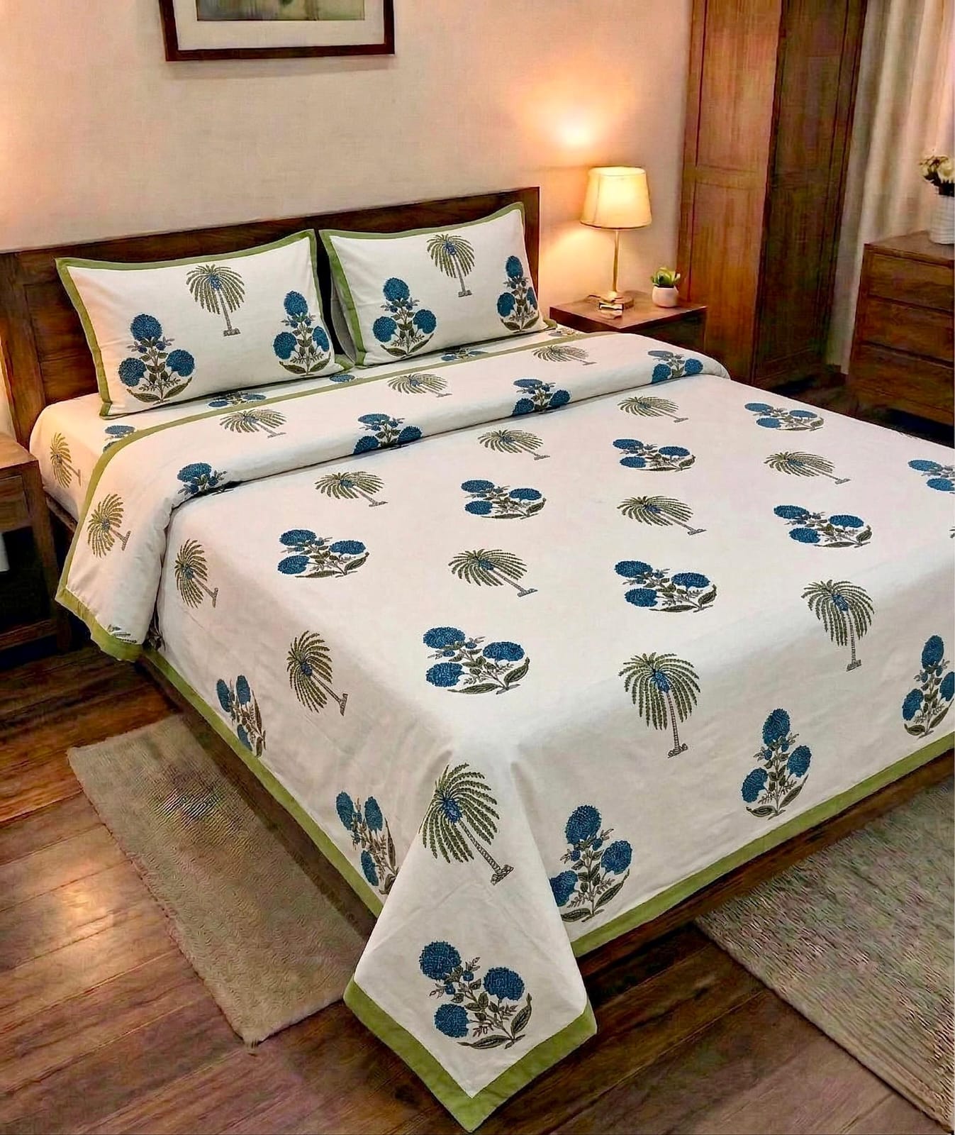 Pure cotton king size double bedsheet with two pillow covers (100x108 inches)