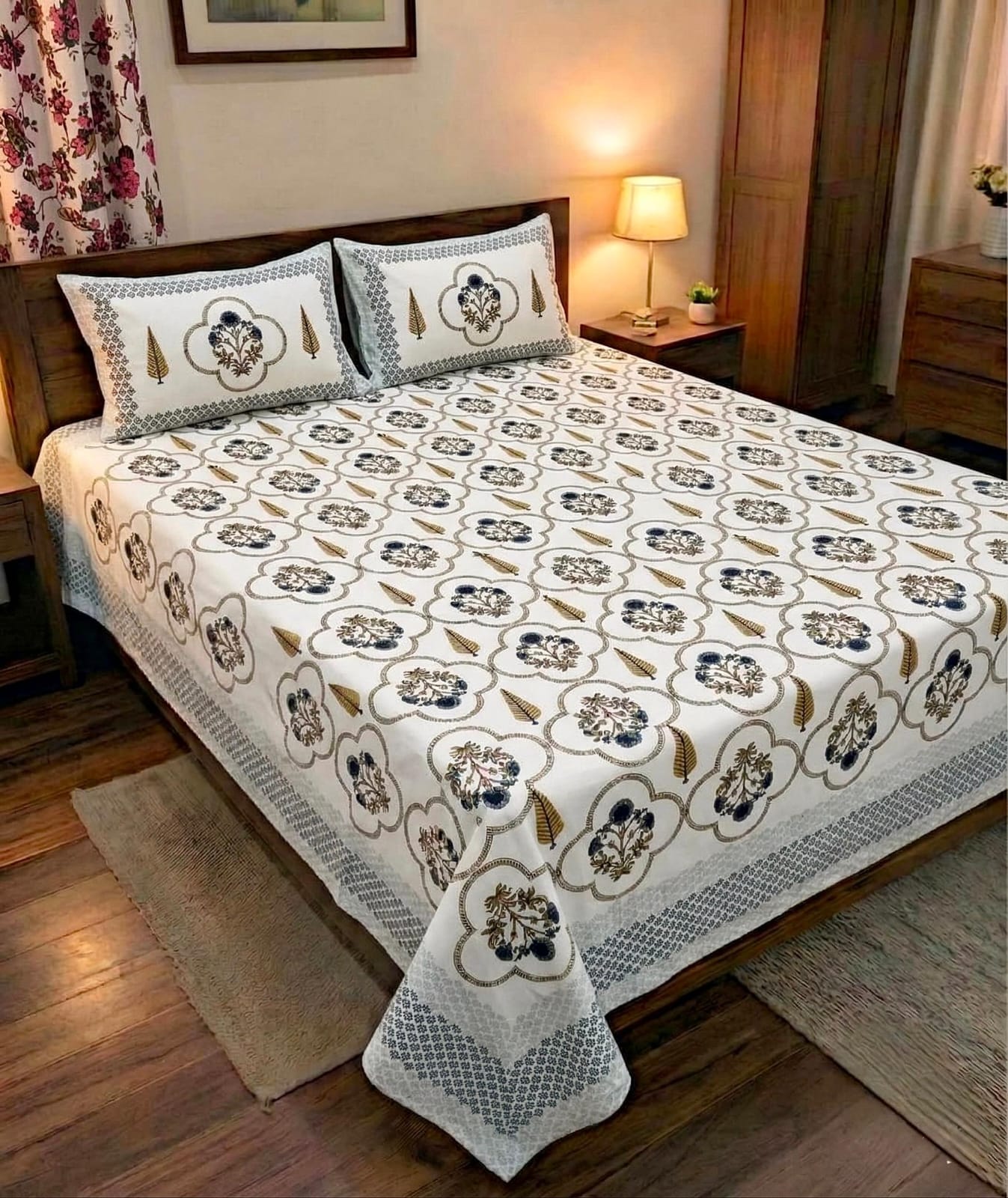 Pure cotton king size double bedsheet with two pillow covers (100x108 inches)