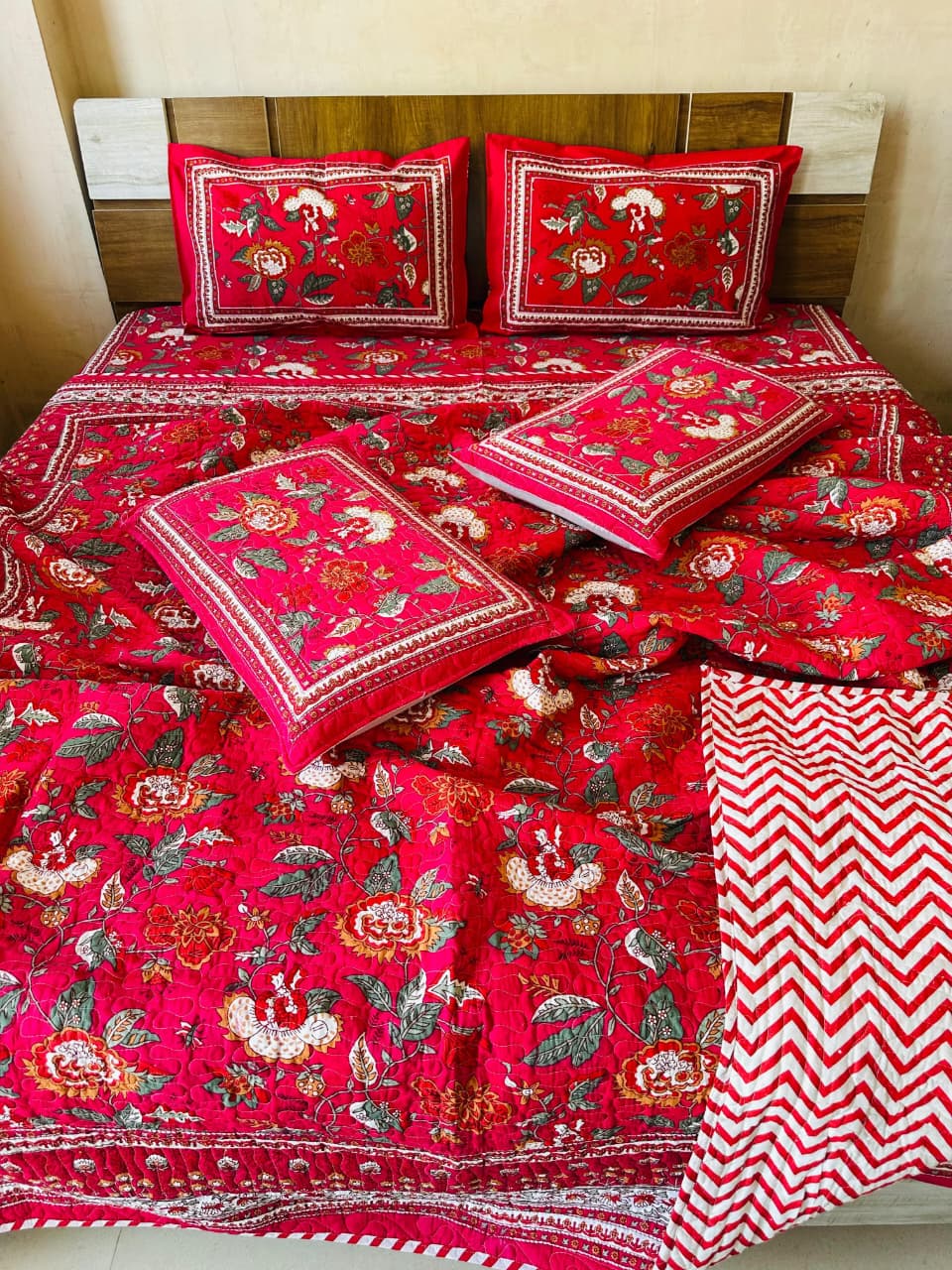 Pure cotton handblock printed king size 6 piece bedding set