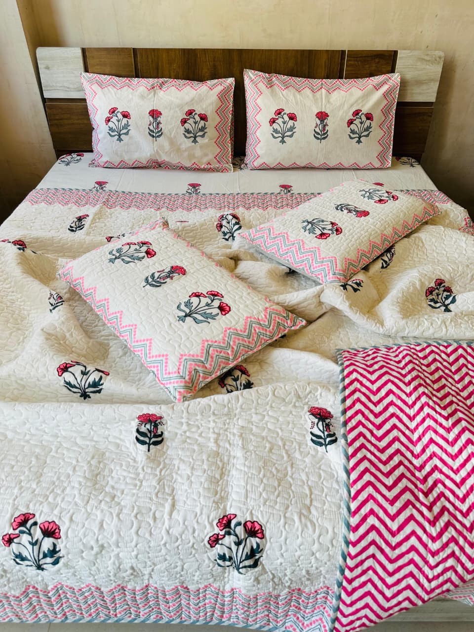Pure cotton handblock printed king size 6 piece bedding set