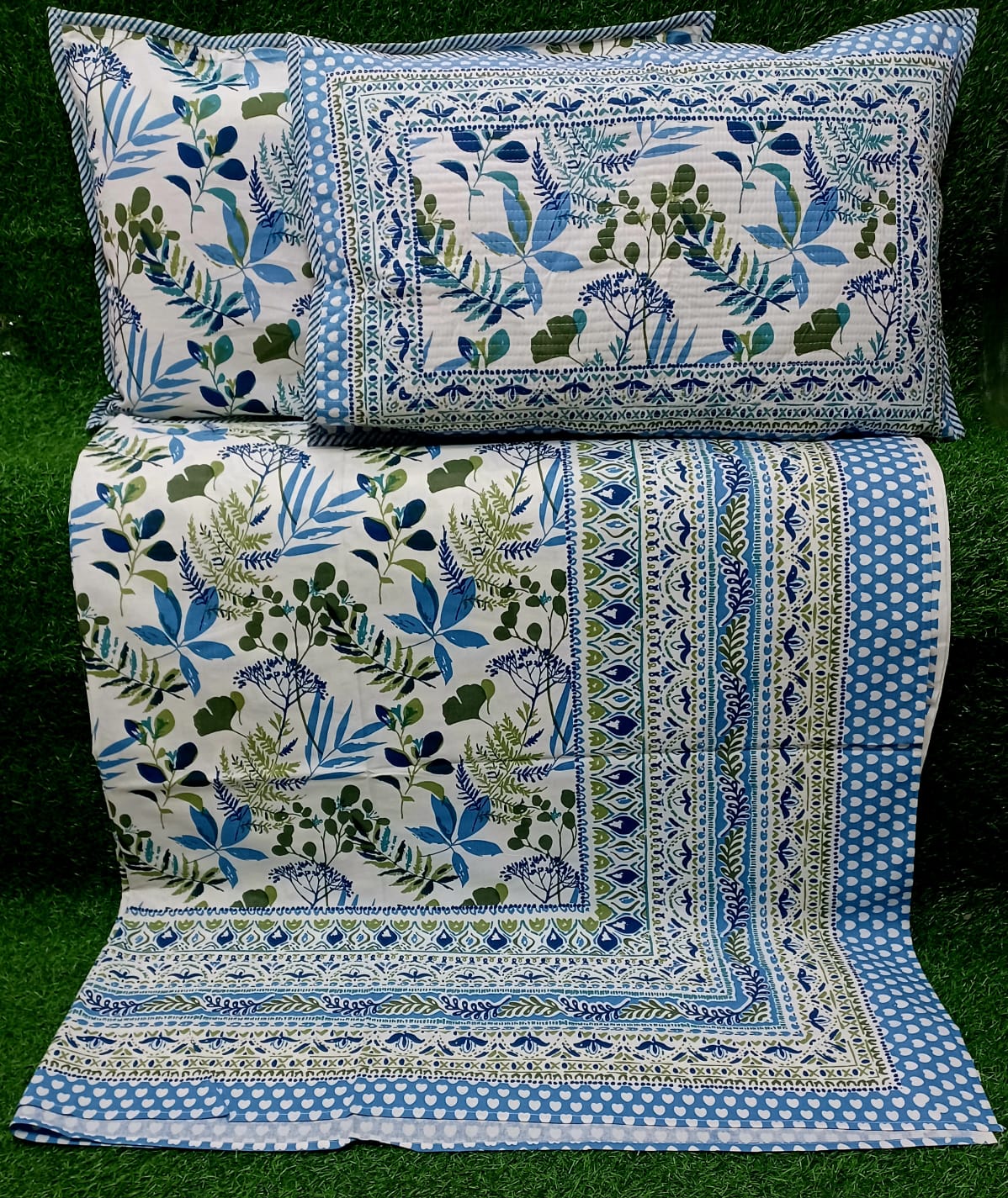 Pure cotton king size bedsheets with 2 quilted pillow covers (100x108 inches)