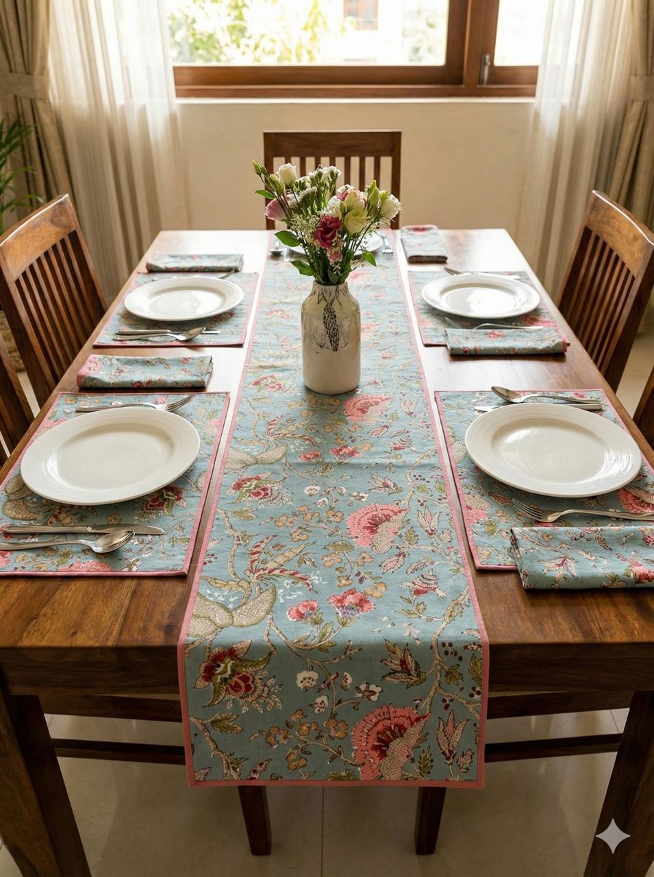 Pure cotton printed table runner and placemats combo for 6 seater dining tables