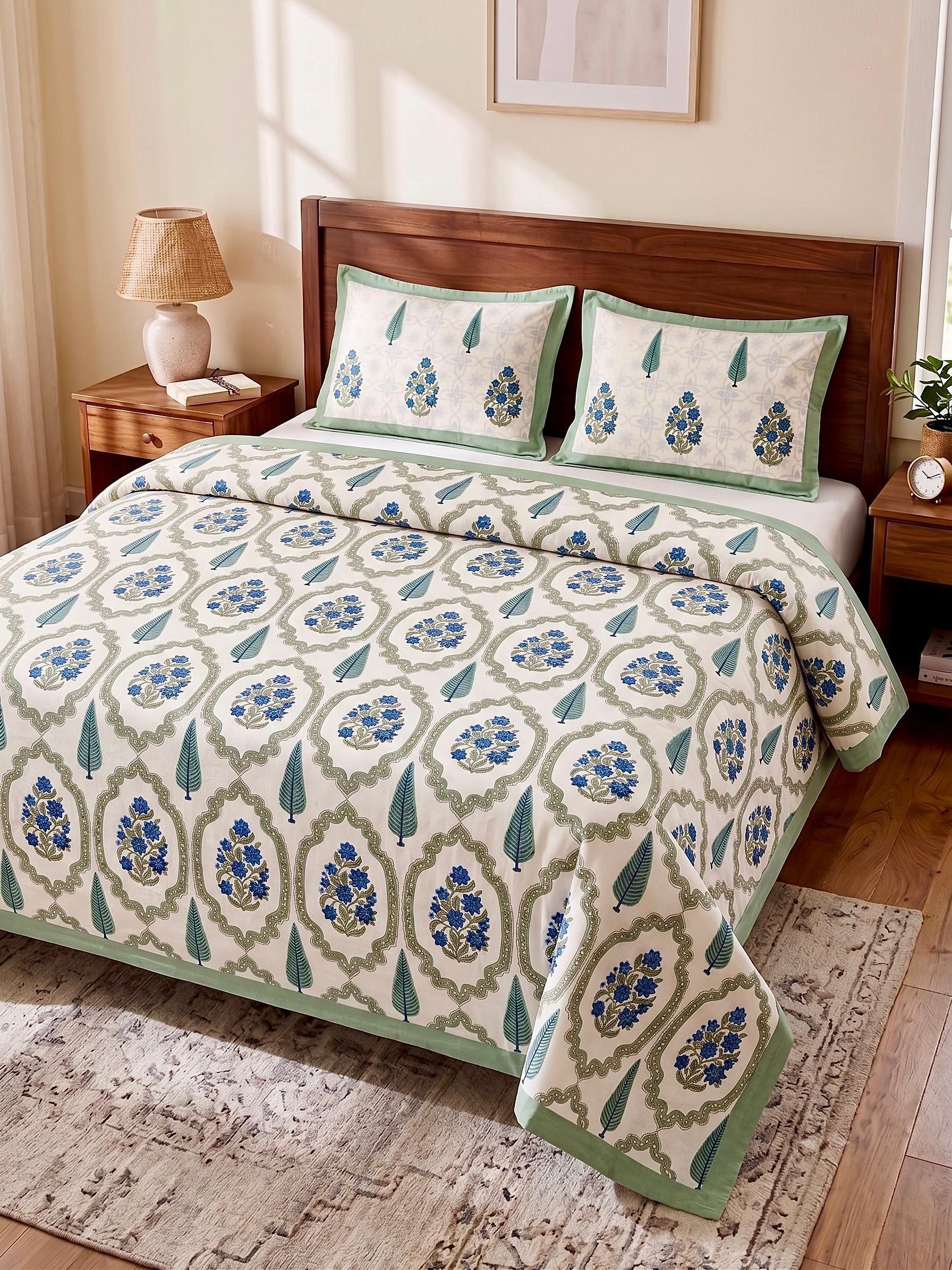Pure cotton king size double bedsheet with two pillow covers (100x108 inches)