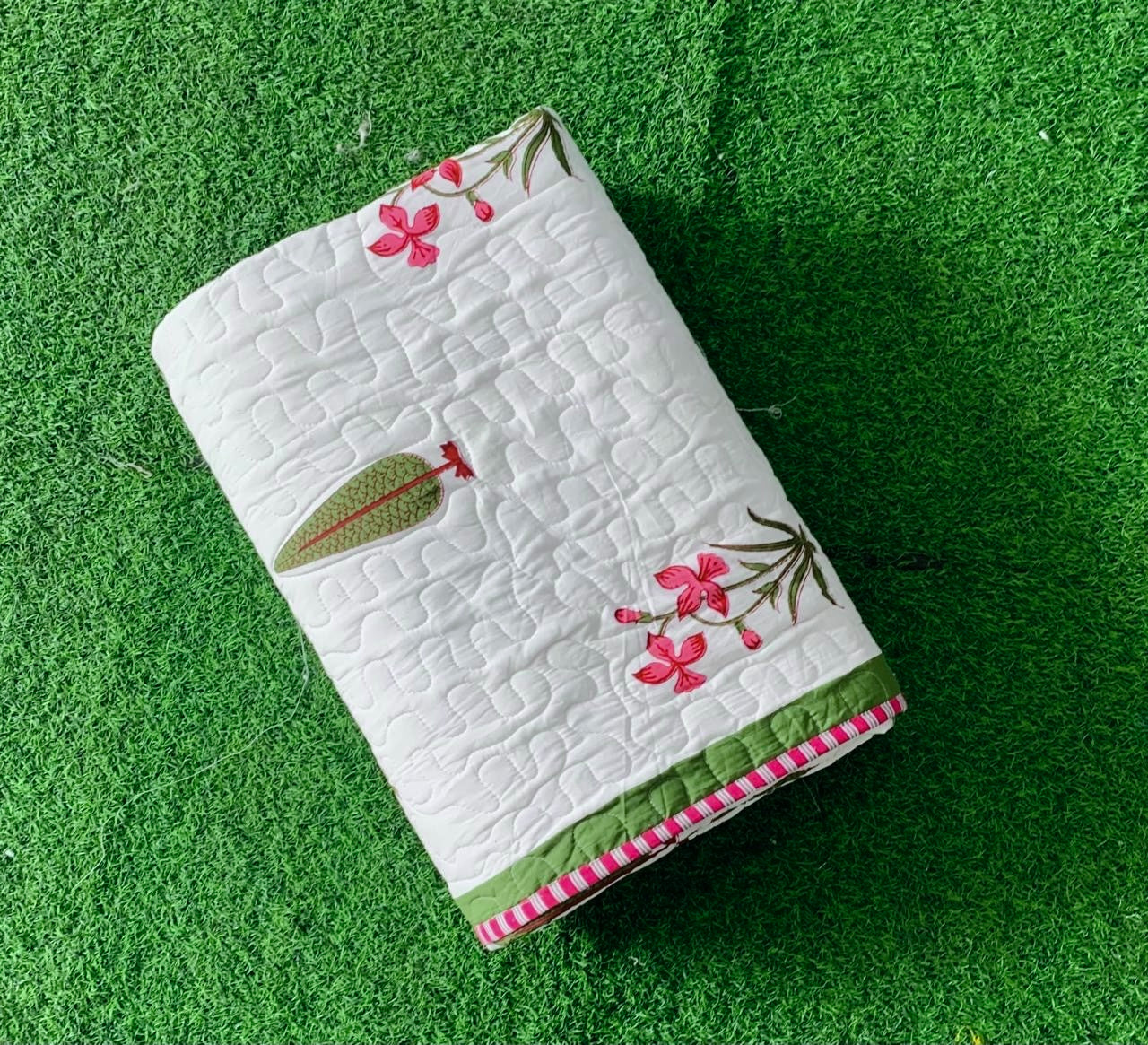 Pure cotton quilted single bedcover without pillow cover (60 x 90 inches)