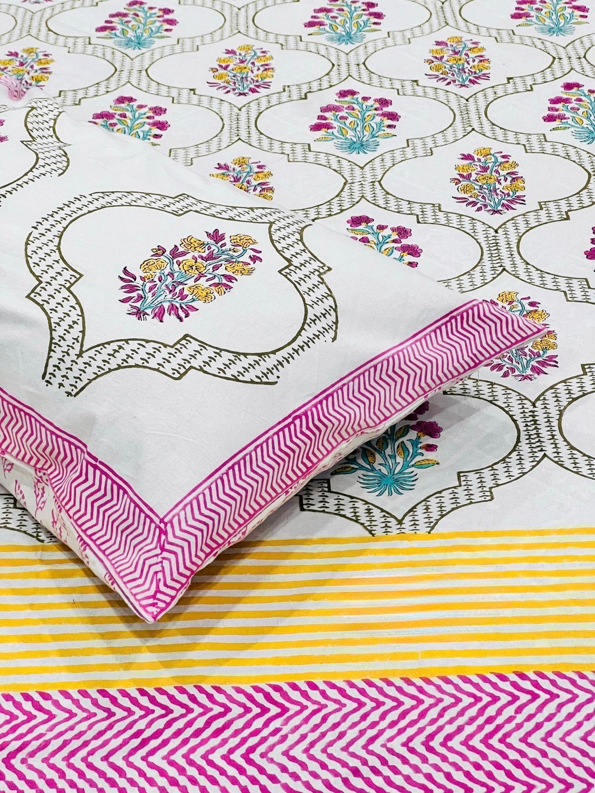 Pure cotton handblock printed king size bedsheet with 2 pillow covers (100x108 inches)
