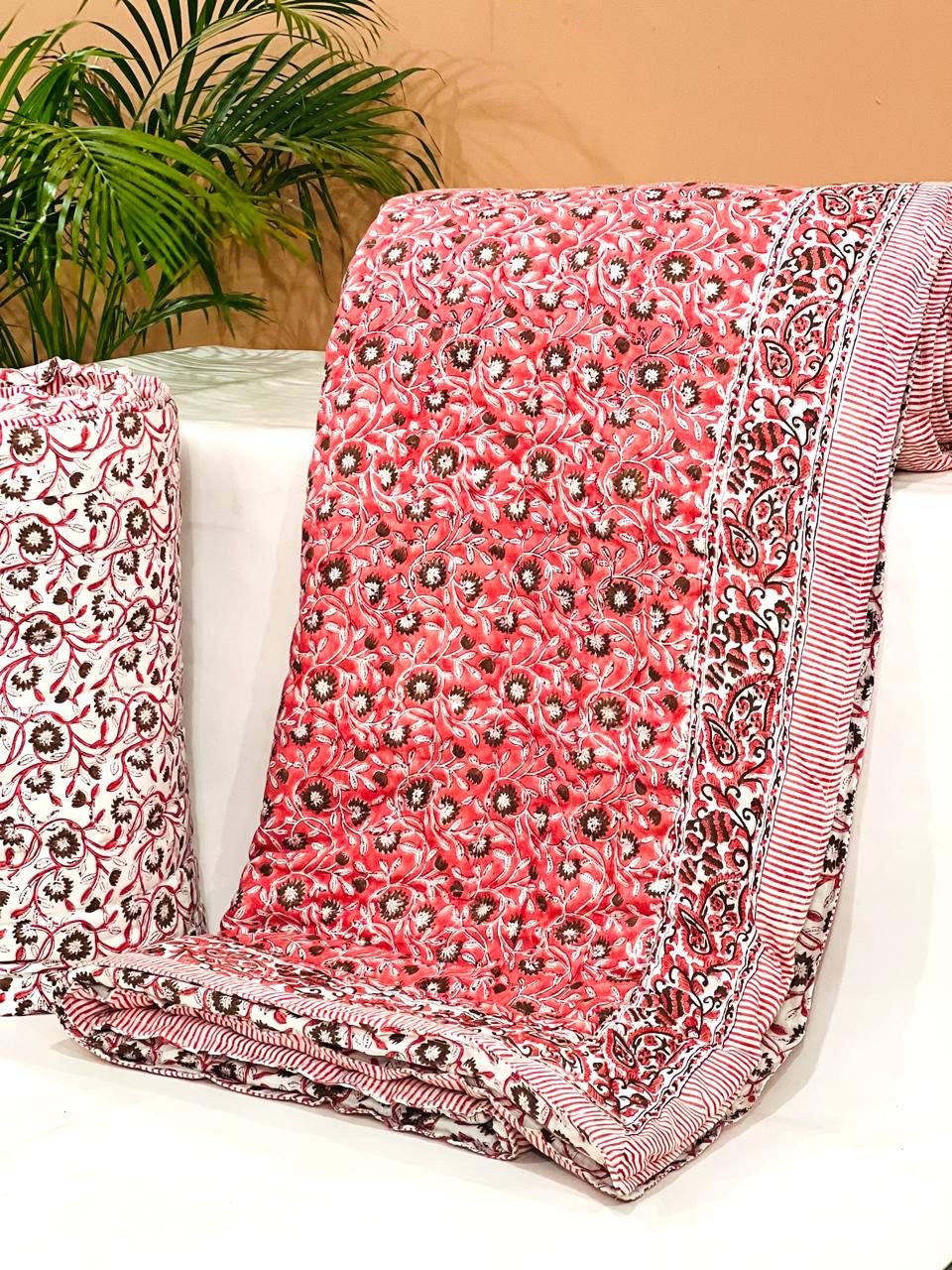 Pure mulmul cotton filled reversible double razai (90x108 inches)